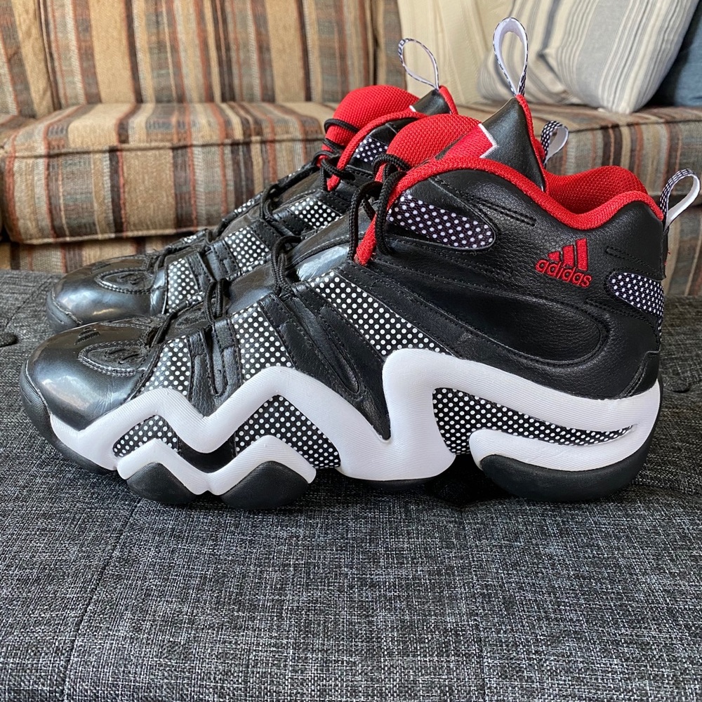 Adidas basketball shoe